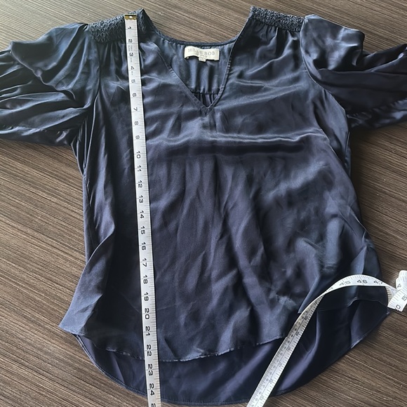 Hale Bob Los Angeles size s silk navy blue vneck poof sleeve blouse - Picture 5 of 8